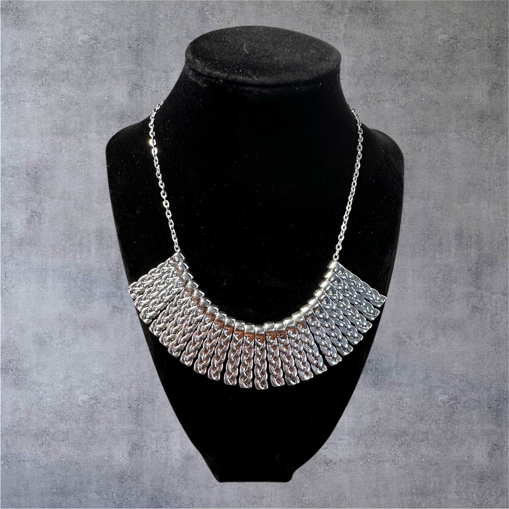 Unmarked Chunky Bib Necklace Silver Excellent Braided Bar‎ Statement Fan